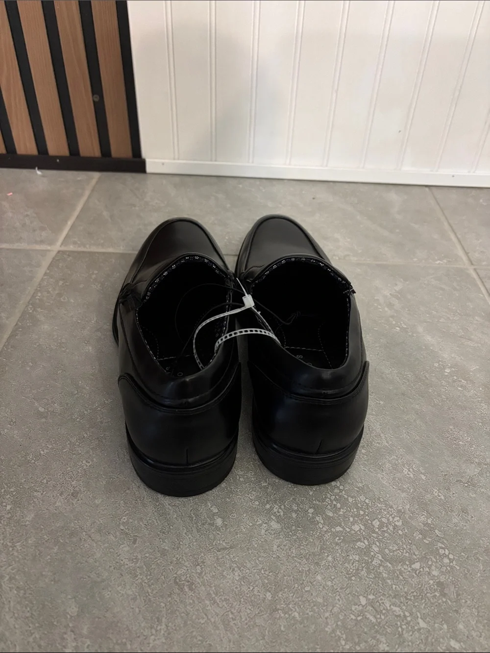 Perry Ellis Black Slip-On Leather Loafers